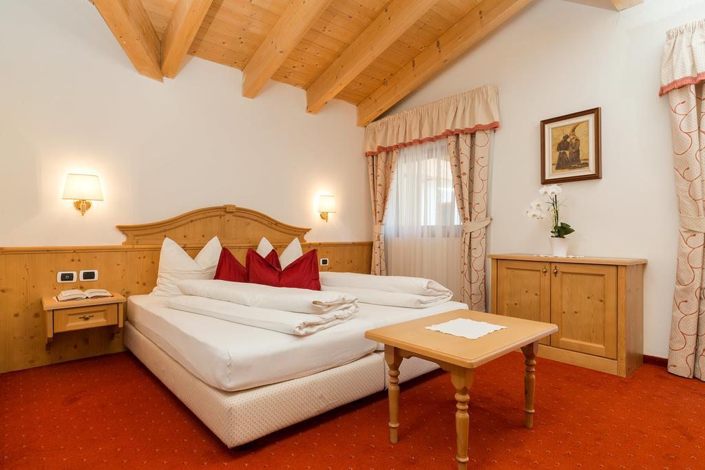 Hotel Bel Sit Corvara In Badia Exterior foto