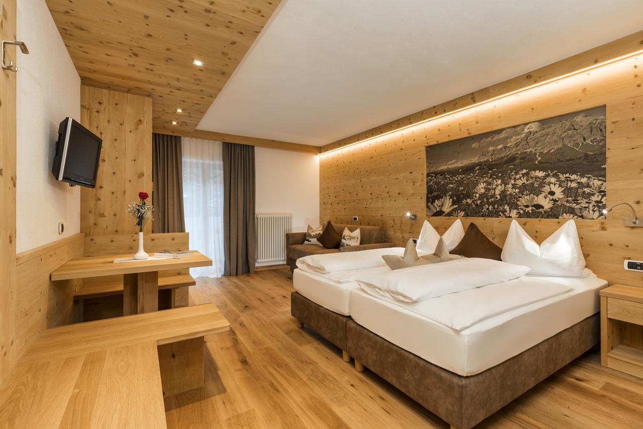 Hotel Bel Sit Corvara In Badia Exterior foto